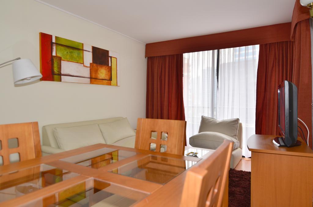 Rent A Home Bosque Norte 圣地亚哥 外观 照片