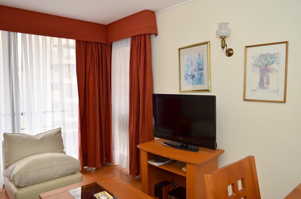Rent A Home Bosque Norte 圣地亚哥 外观 照片