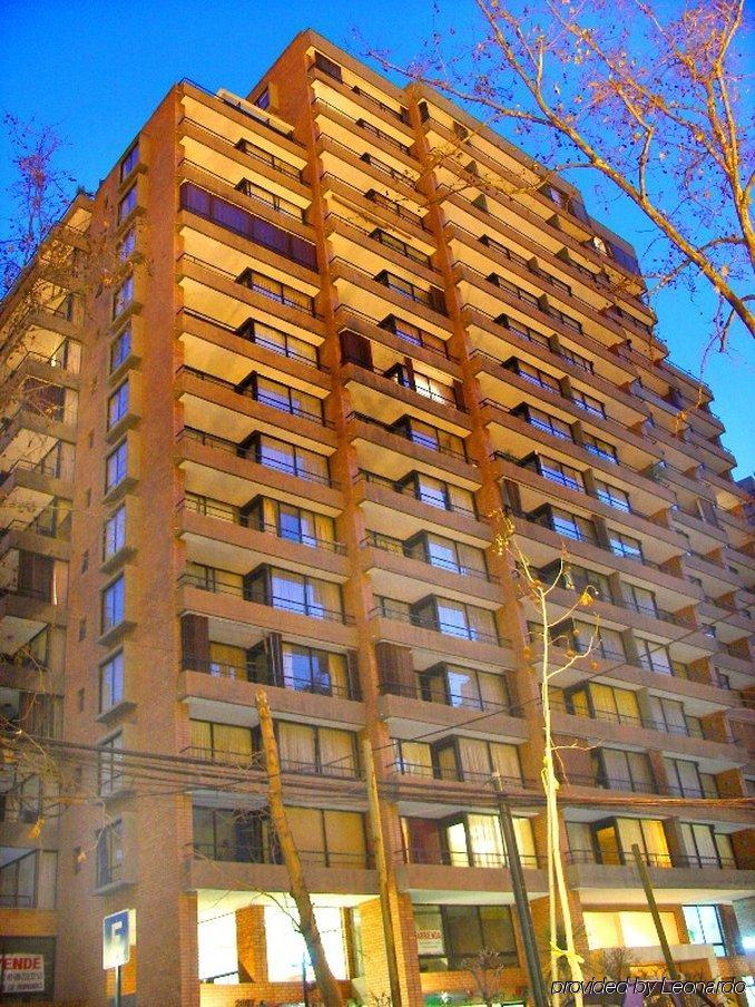 Rent A Home Bosque Norte 圣地亚哥 外观 照片